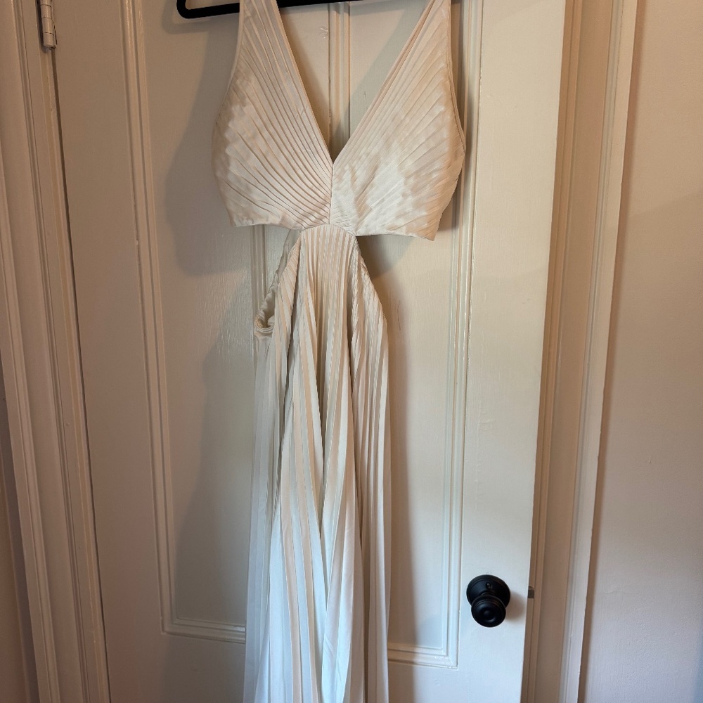 The A&F Giselle Pleated Cutout Maxi Dress